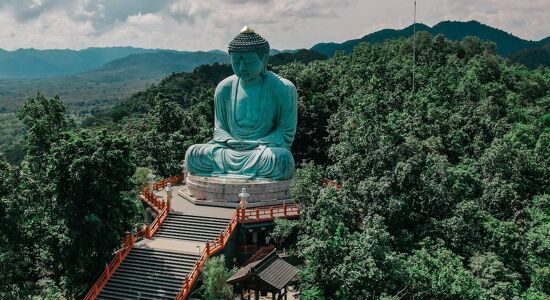 Panoramic view of Lampang’s Lanna heritage for a scenic Lampang Tours banner by Legend Travel Group.